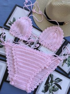 Örgü bikini takımı